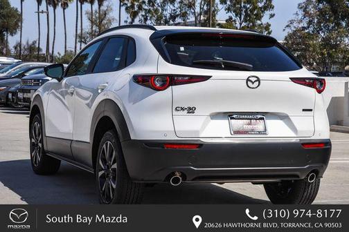 Snowflake White Pearl Mica 2026 Mazda CX-30 2.5 S