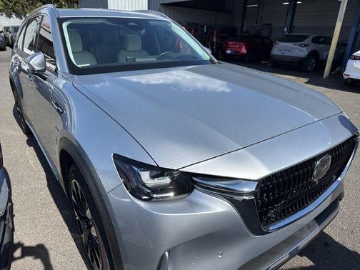 Sonic Silver 2024 Mazda CX-90 PHEV Premium Plus