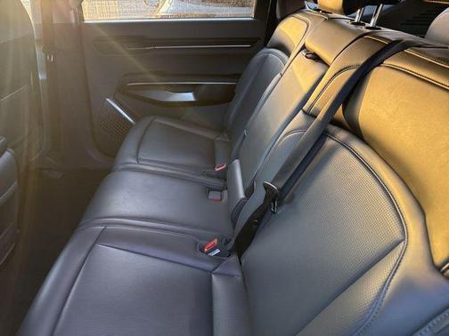 2024 Kia EV9 Light Short Range