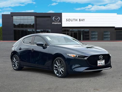 2023 Mazda Mazda3 FWD w/Preferred Package