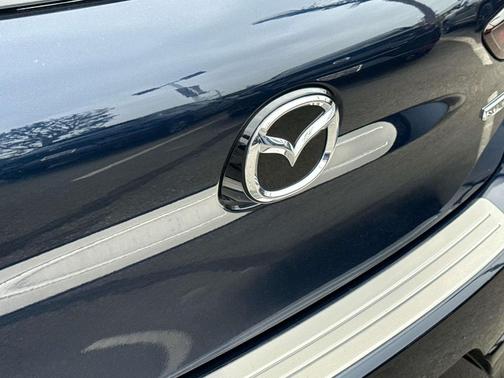 2023 Mazda Mazda3 FWD w/Preferred Package