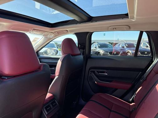 2026 Mazda CX-50 Hybrid Premium