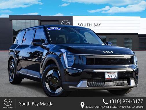 Aurora Black Pearl 2024 Kia EV9 Light Short Range