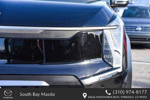 Aurora Black Pearl 2024 Kia EV9 Light Short Range