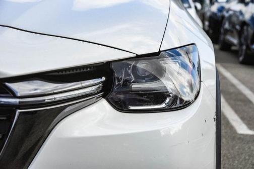 Rhodium White Premium 2025 Mazda CX-70 3.3 Turbo Preferred Package