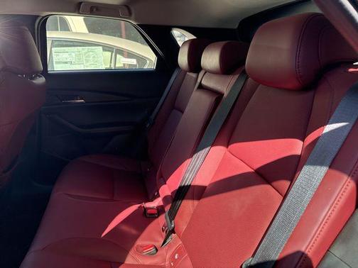 2023 Mazda CX-30 2.5 S Carbon Edition