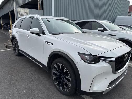 2024 Mazda CX-90 PHEV Premium
