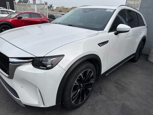 2024 Mazda CX-90 PHEV Premium