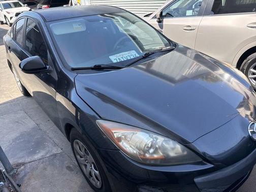 Black Mica 2013 Mazda Mazda3 i SV