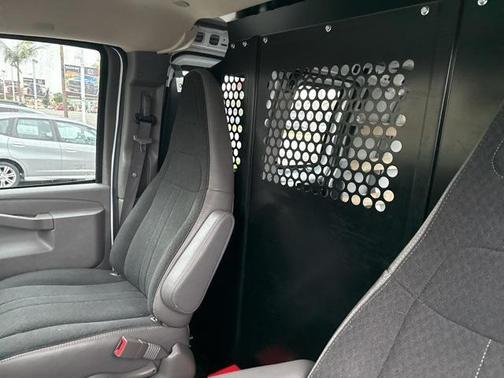 2024 Chevrolet Express 2500 RWD 2500 Regular Wheelbase WT