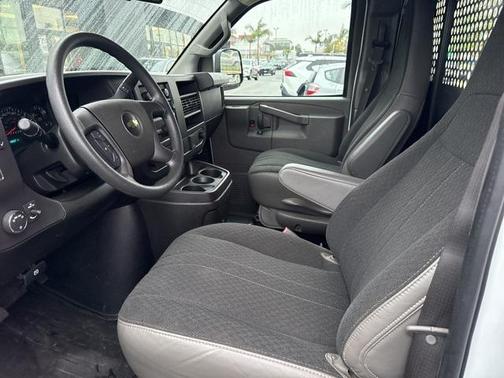 2024 Chevrolet Express 2500 RWD 2500 Regular Wheelbase WT