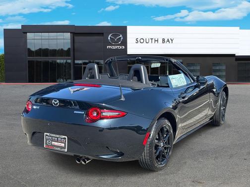 2025 Mazda MX-5 Miata Sport