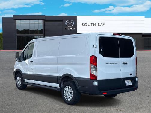 2018 Ford Transit-250 Base