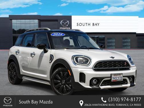 White Metallic 2024 MINI Countryman Cooper S