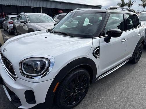 White Metallic 2024 MINI Countryman Cooper S