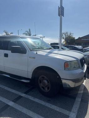 Oxford White Clearcoat 2005 Ford F-150 XLT SuperCrew