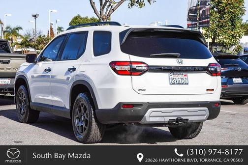 Platinum White Pearl 2025 Honda Pilot TrailSport