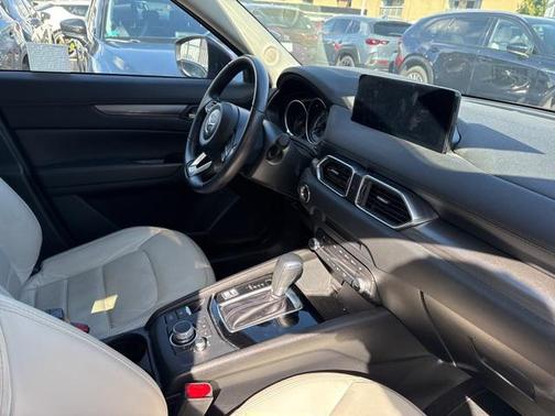 2023 Mazda CX-5 2.5 S Preferred Package