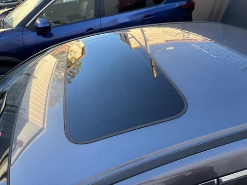 2017 Acura TLX w/Technology Package