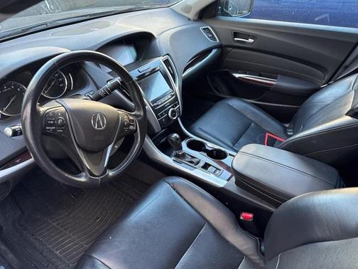 2017 Acura TLX w/Technology Package