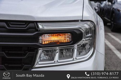 Oxford White 2022 Ford Maverick XL