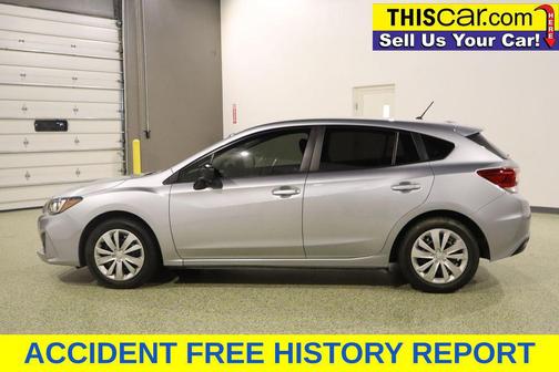 Ice Silver Metallic 2019 Subaru Impreza 2.0i