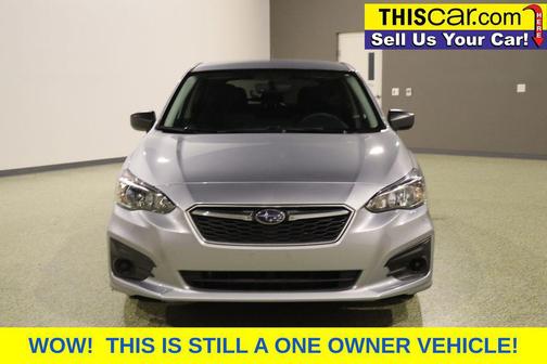 Ice Silver Metallic 2019 Subaru Impreza 2.0i