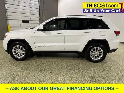 2022 Jeep Grand Cherokee Laredo
