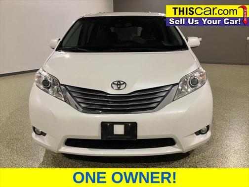 2016 Toyota Sienna XLE