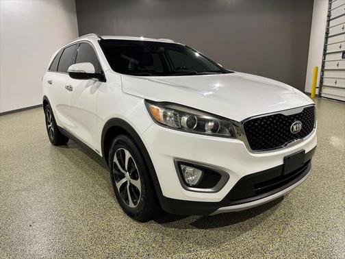 2016 Kia Sorento EX