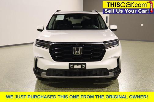 Silver 2023 Honda Pilot AWD Elite