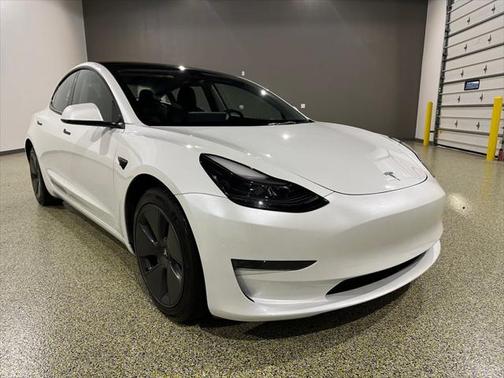 2023 Tesla Model 3 Standard Range