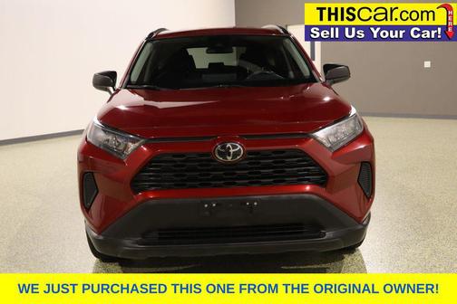 2020 Toyota RAV4 LE