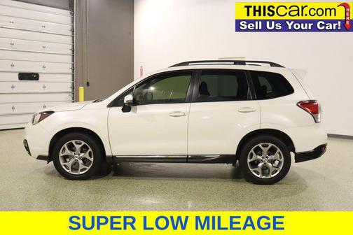 Crystal White Pearl 2018 Subaru Forester 2.5i Touring