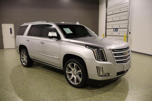 2017 Cadillac Escalade Platinum