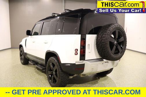 2022 Land Rover Defender Standard