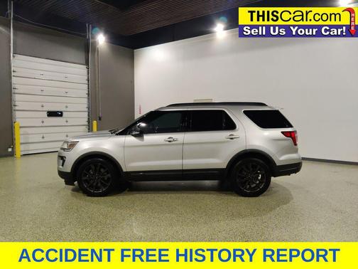 INGOT SILVER METALLIC 2018 Ford Explorer XLT