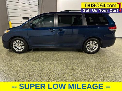 2011 Toyota Sienna XLE