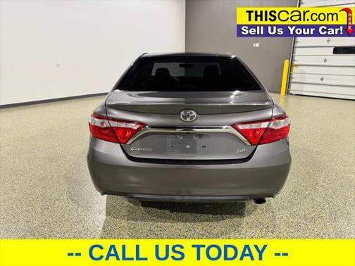 2016 Toyota Camry XLE