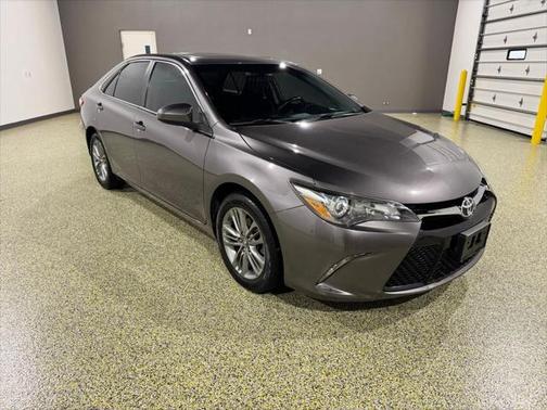 2016 Toyota Camry XLE