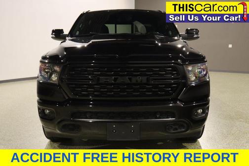 Diamond Black Crystal Pearlcoat 2023 RAM 1500 Big Horn/Lone Star