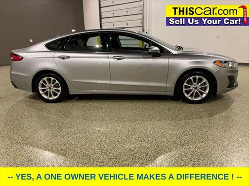2020 Ford Fusion SE