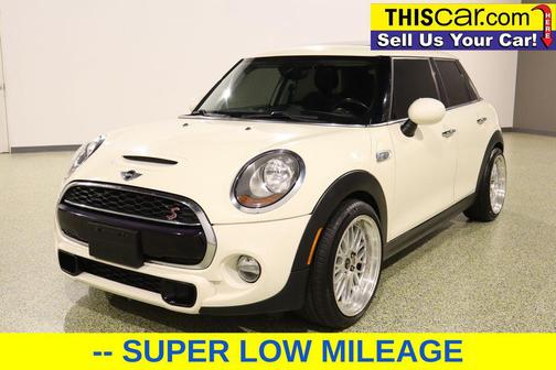 2016 MINI Hardtop Base