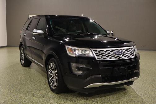 Black 2016 Ford Explorer Platinum