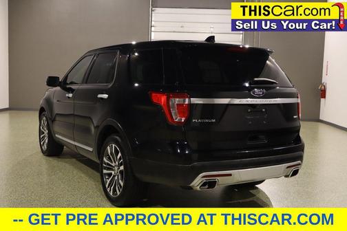 Black 2016 Ford Explorer Platinum