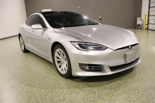 Silver 2018 Tesla Model S 75D