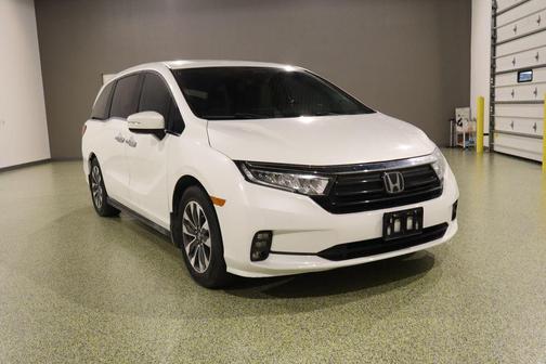 Silver 2021 Honda Odyssey EX-L