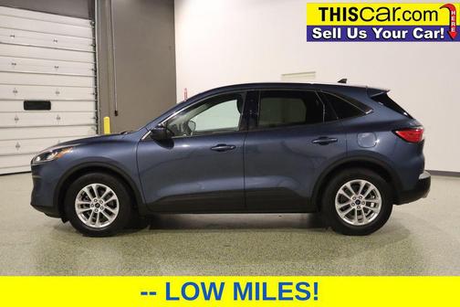 Blue 2020 Ford Escape SE