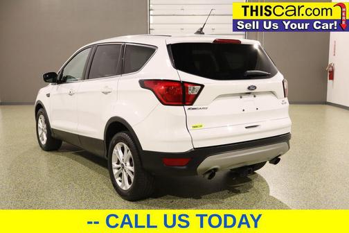 White 2019 Ford Escape SE