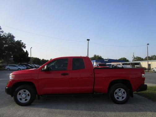 Photo 2 of 26 of 2016 Toyota Tundra SR
